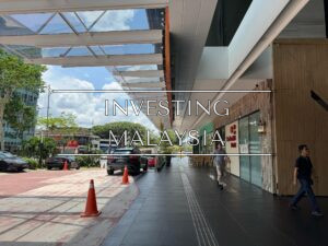Plaza 33 Retail Space